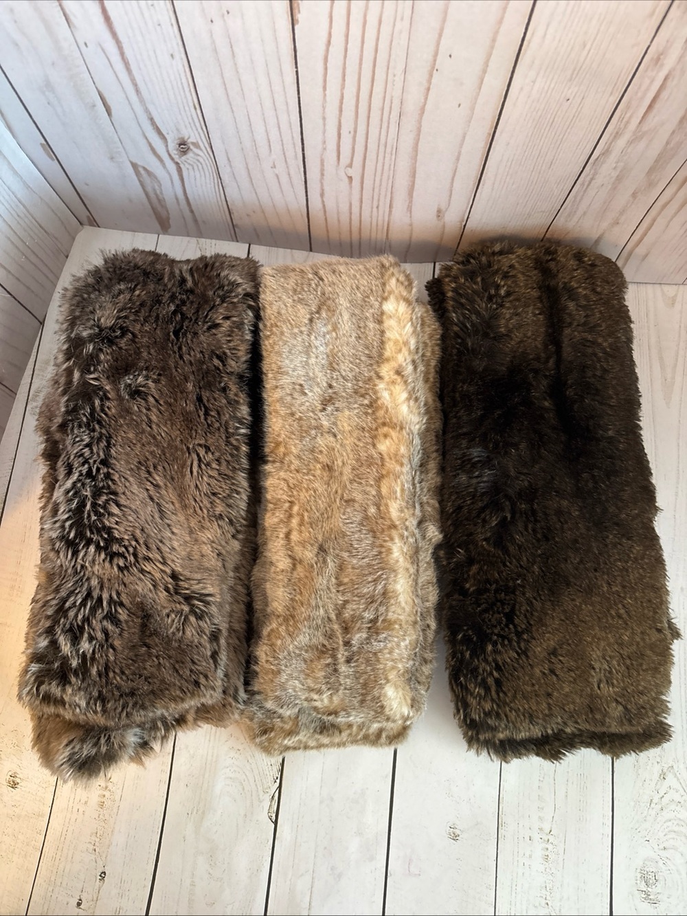 Restoration Hardware Faux Fur Pull Through Scarf Brown Brown /tan 53"x5" (Set 3)